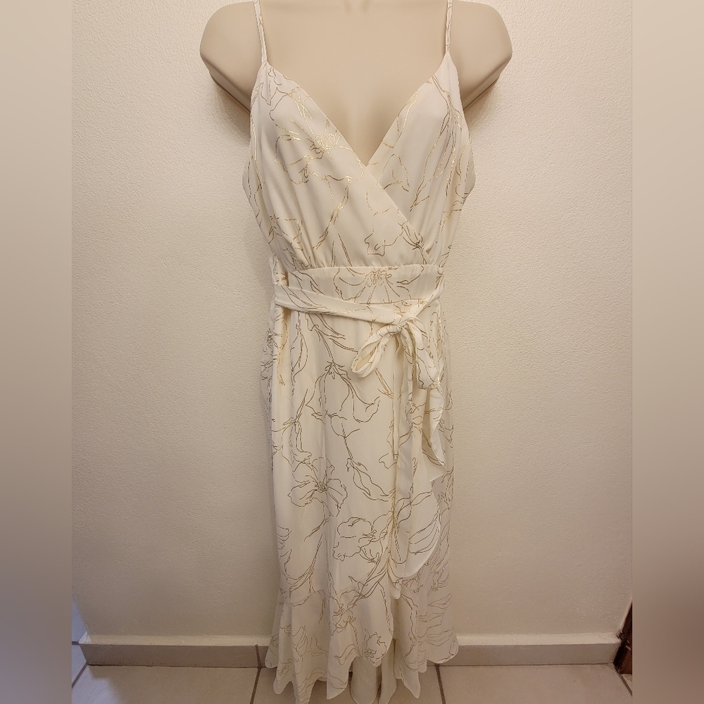 NWOT Inspired Hearts Faux Wrap Midi Dress